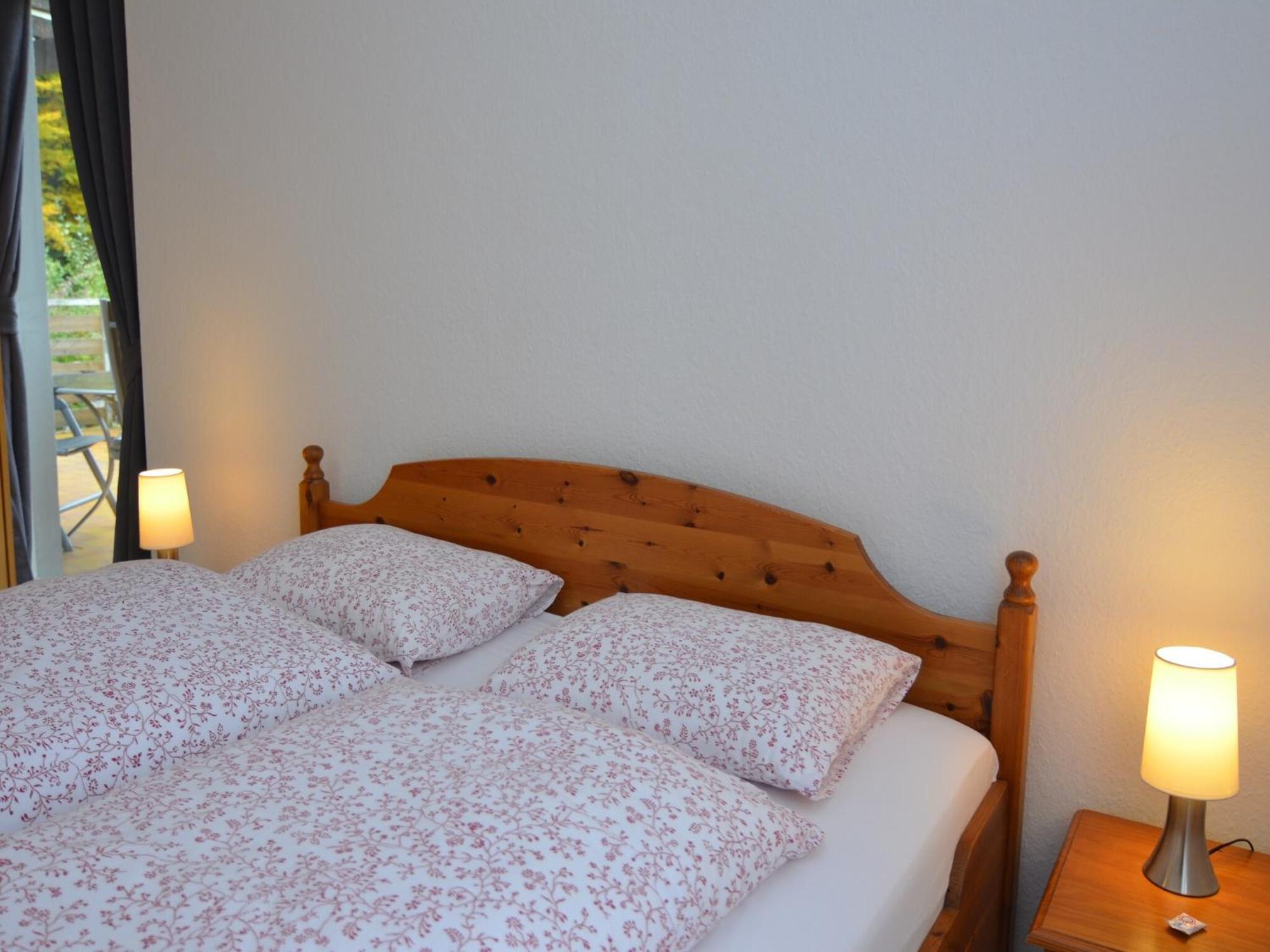 Spacious Apartment In Weser Uplands With Garden Bad Pyrmont Exterior photo