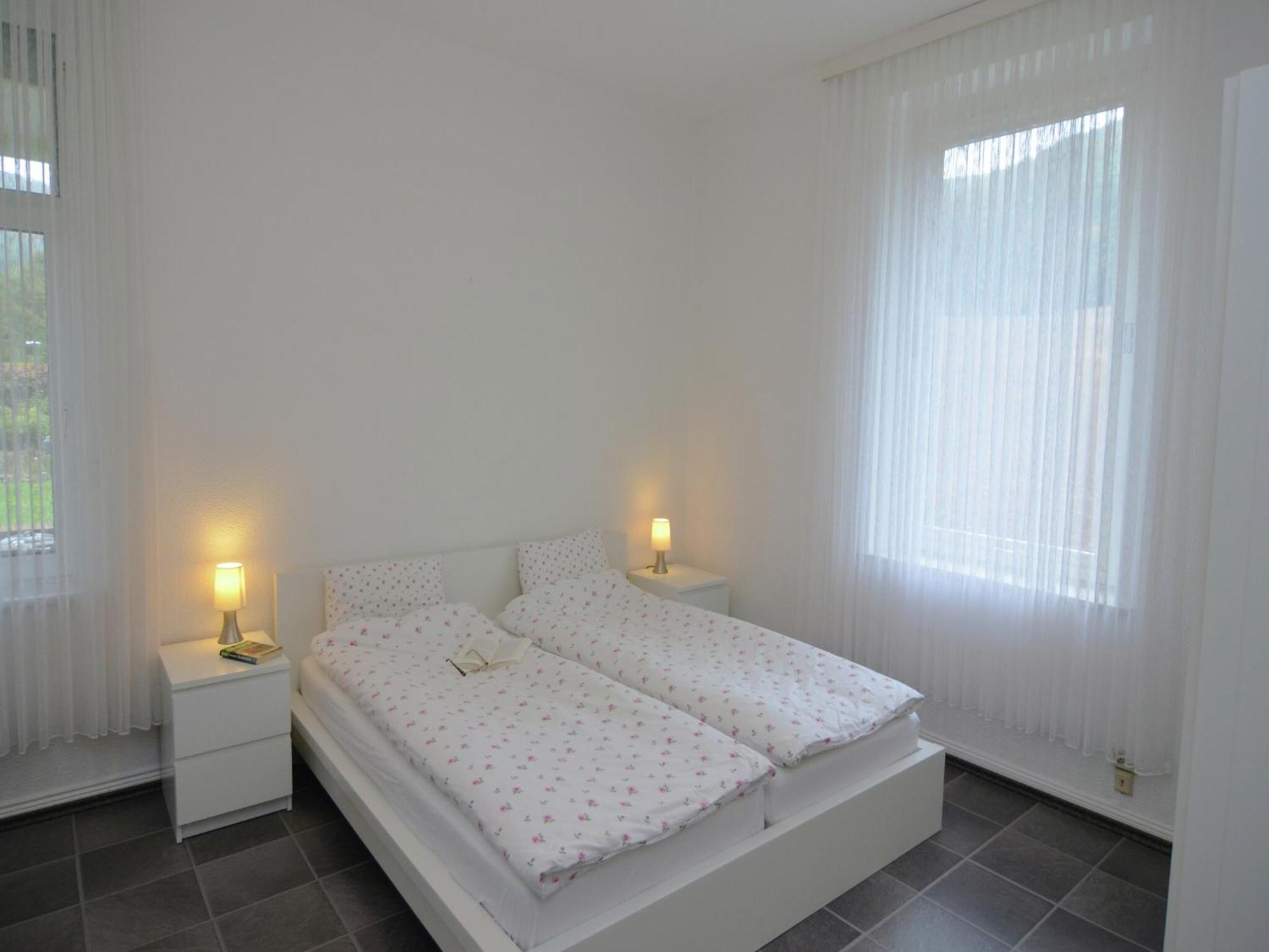 Spacious Apartment In Weser Uplands With Garden Bad Pyrmont Exterior photo