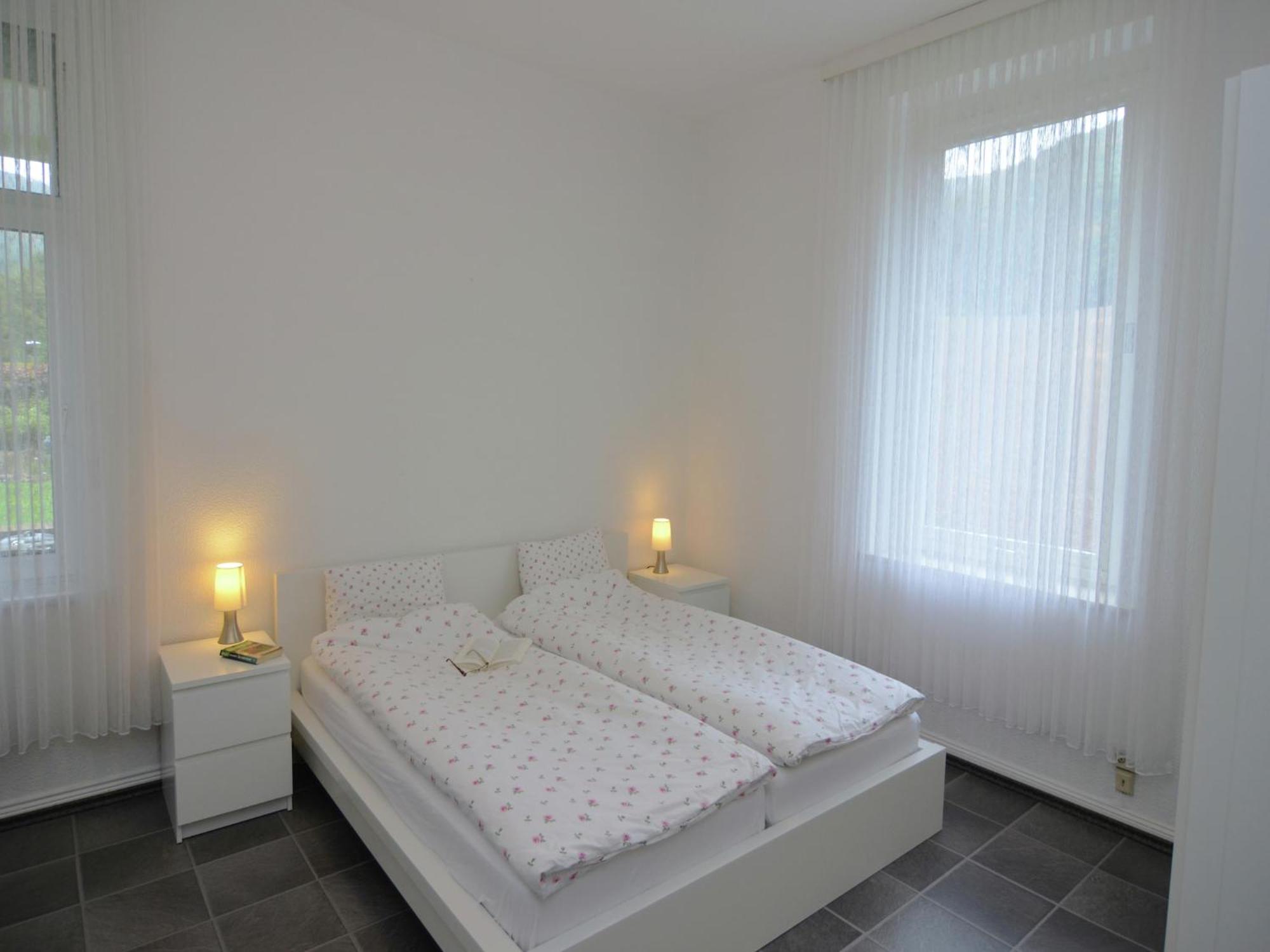 Spacious Apartment In Weser Uplands With Garden Bad Pyrmont Exterior photo