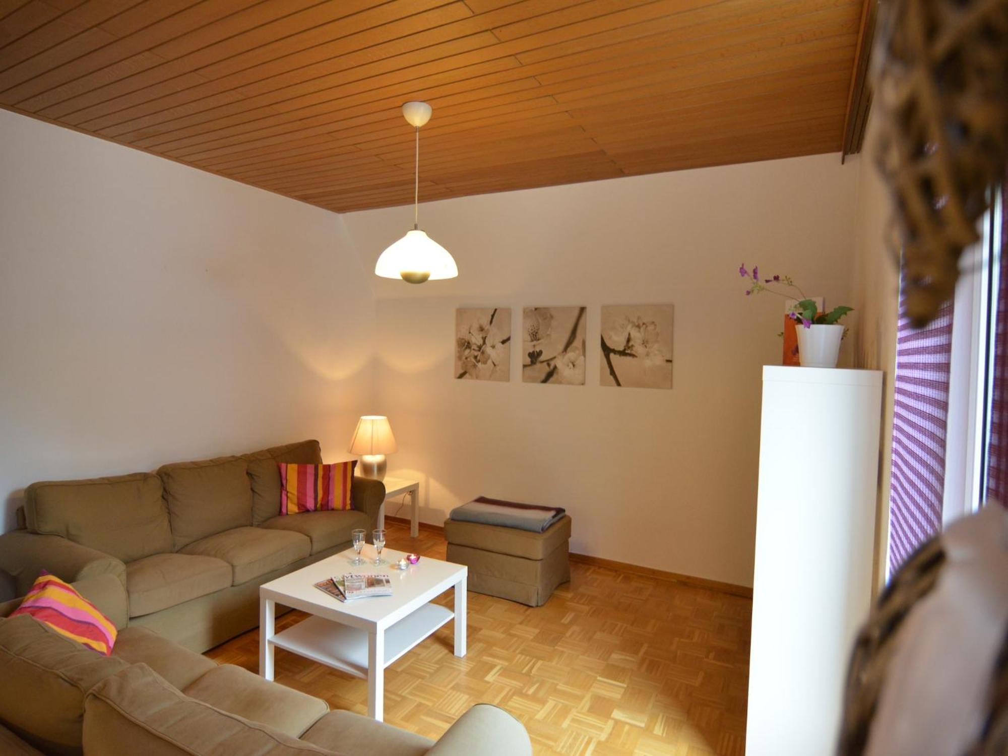 Spacious Apartment In Weser Uplands With Garden Bad Pyrmont Exterior photo