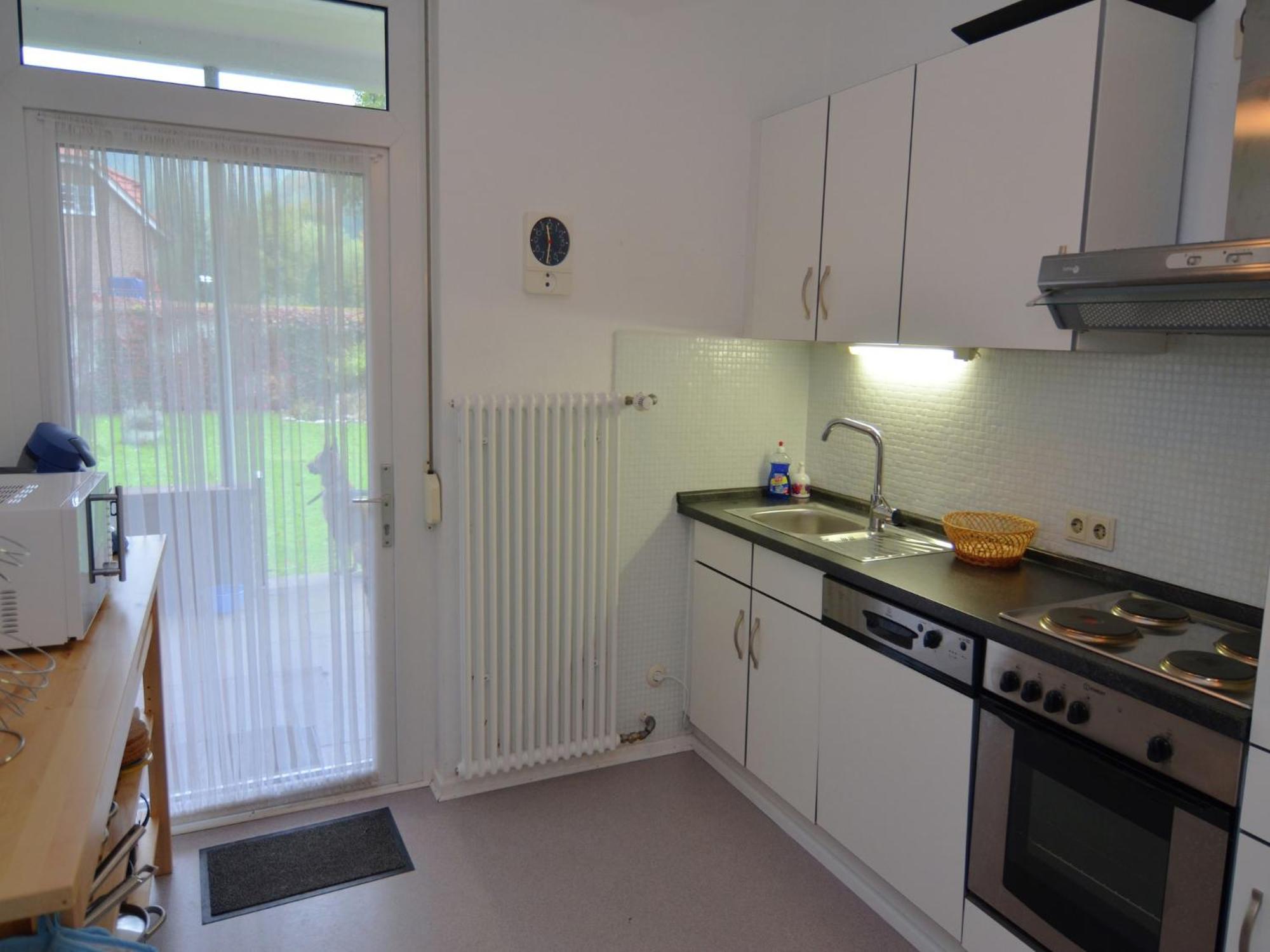 Spacious Apartment In Weser Uplands With Garden Bad Pyrmont Exterior photo
